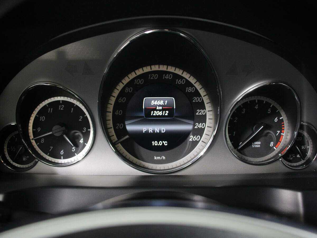 Mercedes-Benz E-Класс 200 7G-Tronic, 2013 Фото №9