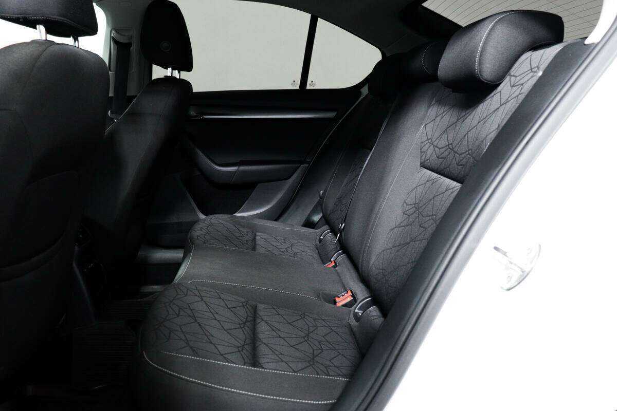 Skoda Octavia, 2019 Фото №11