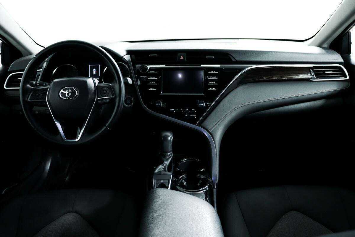 Toyota Camry, 2019 Фото №10