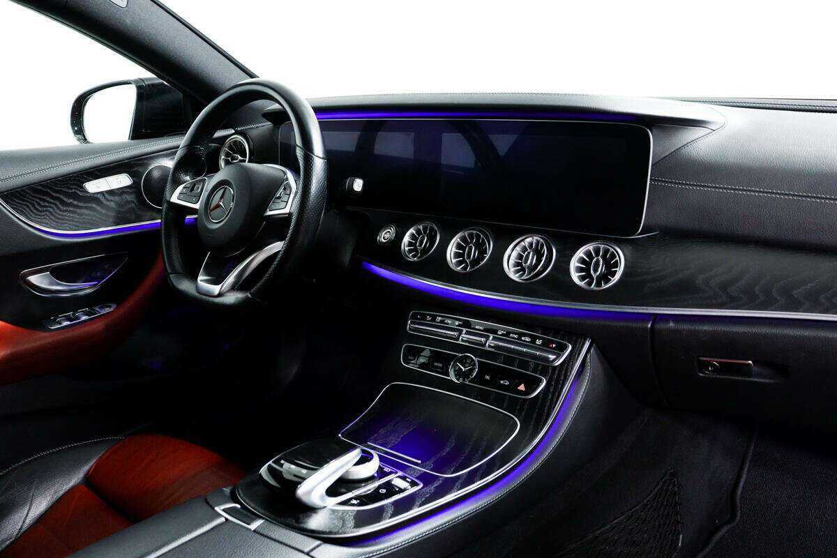 Mercedes-Benz E-Класс 200, 2017 Фото №9