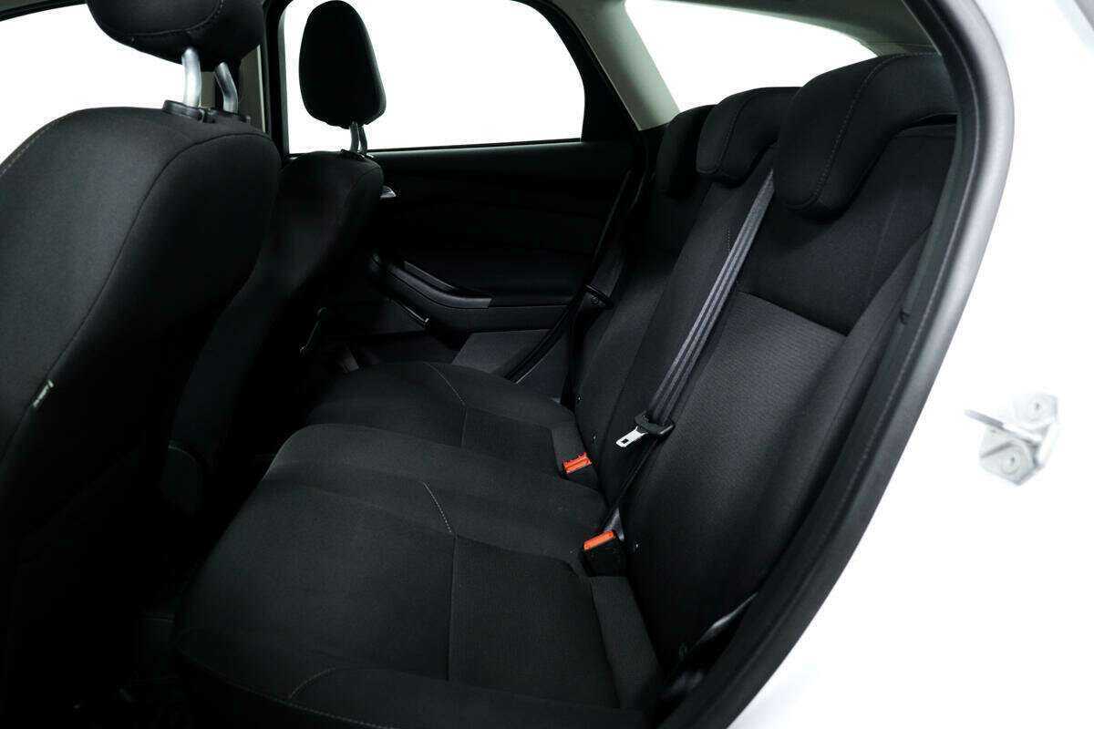 Ford Focus, 2018 Фото №12