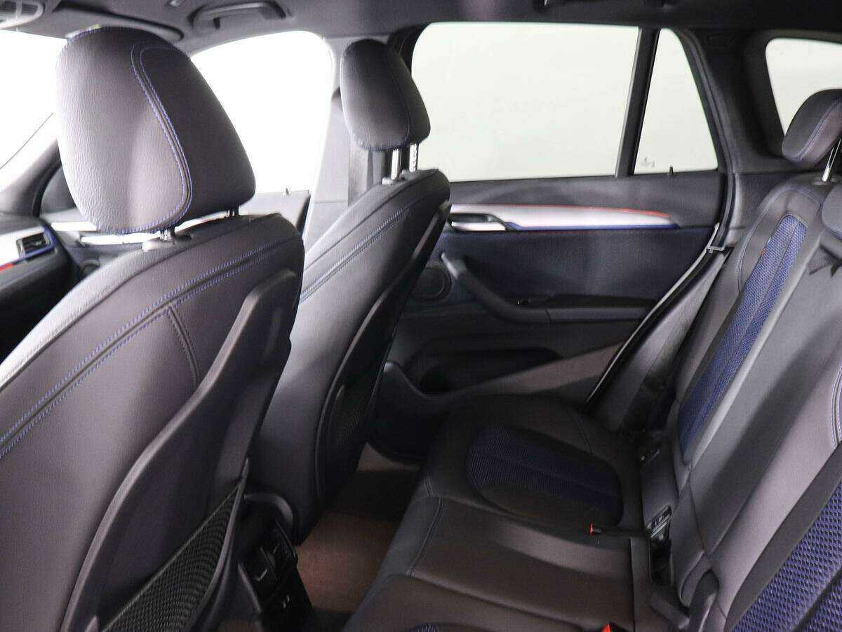 BMW X1 18d xDrive, 2020 Фото №9