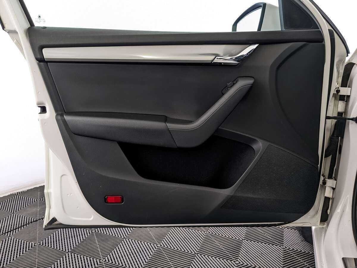 Skoda Octavia, 2015 Фото №15