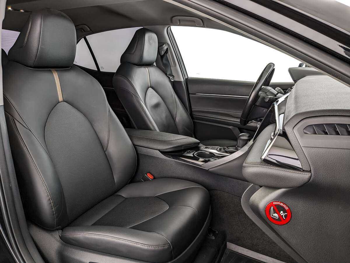 Toyota Camry, 2019 Фото №17
