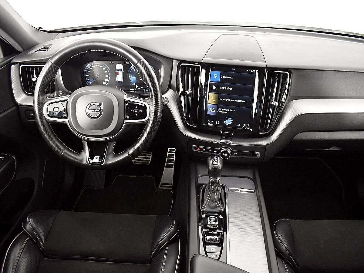 Volvo XC60, 2018 Фото №12