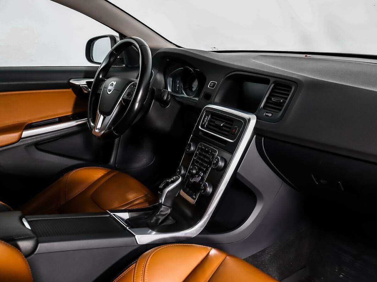 Volvo S60, 2014 Фото №12