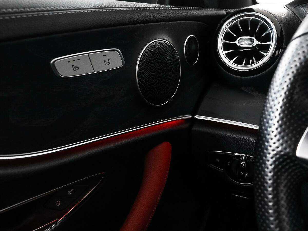 Mercedes-Benz E-Класс 200, 2017 Фото №13
