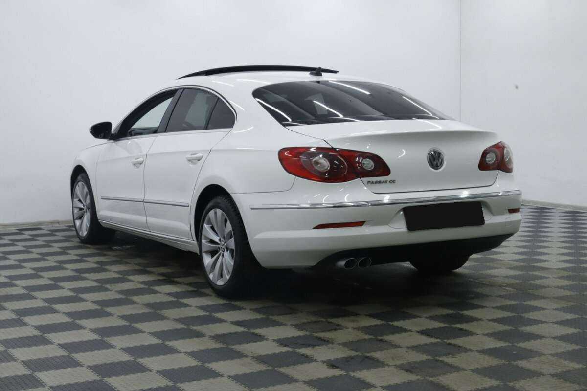 Volkswagen Passat CC, 2012 - 131 000 км. | Фото №2