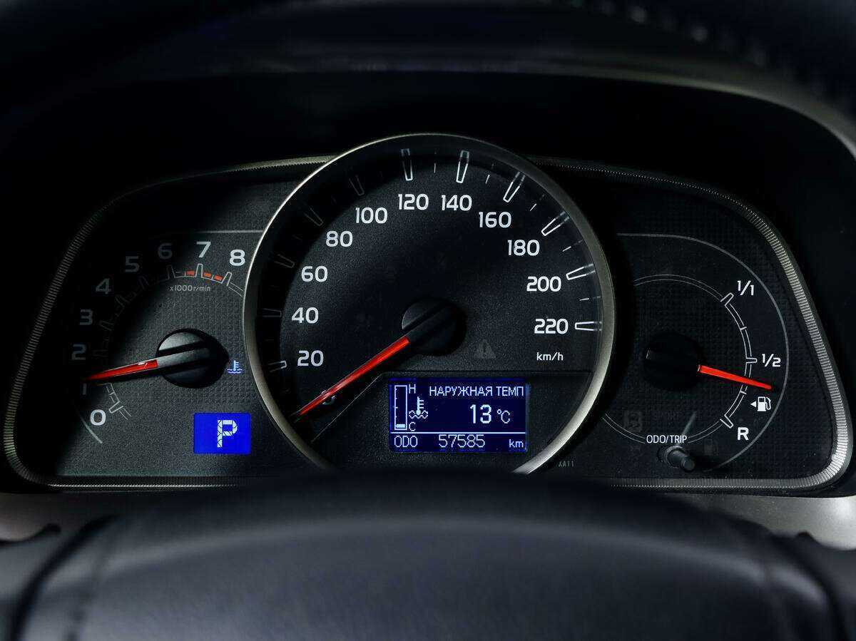 Toyota RAV4, 2015 Фото №15