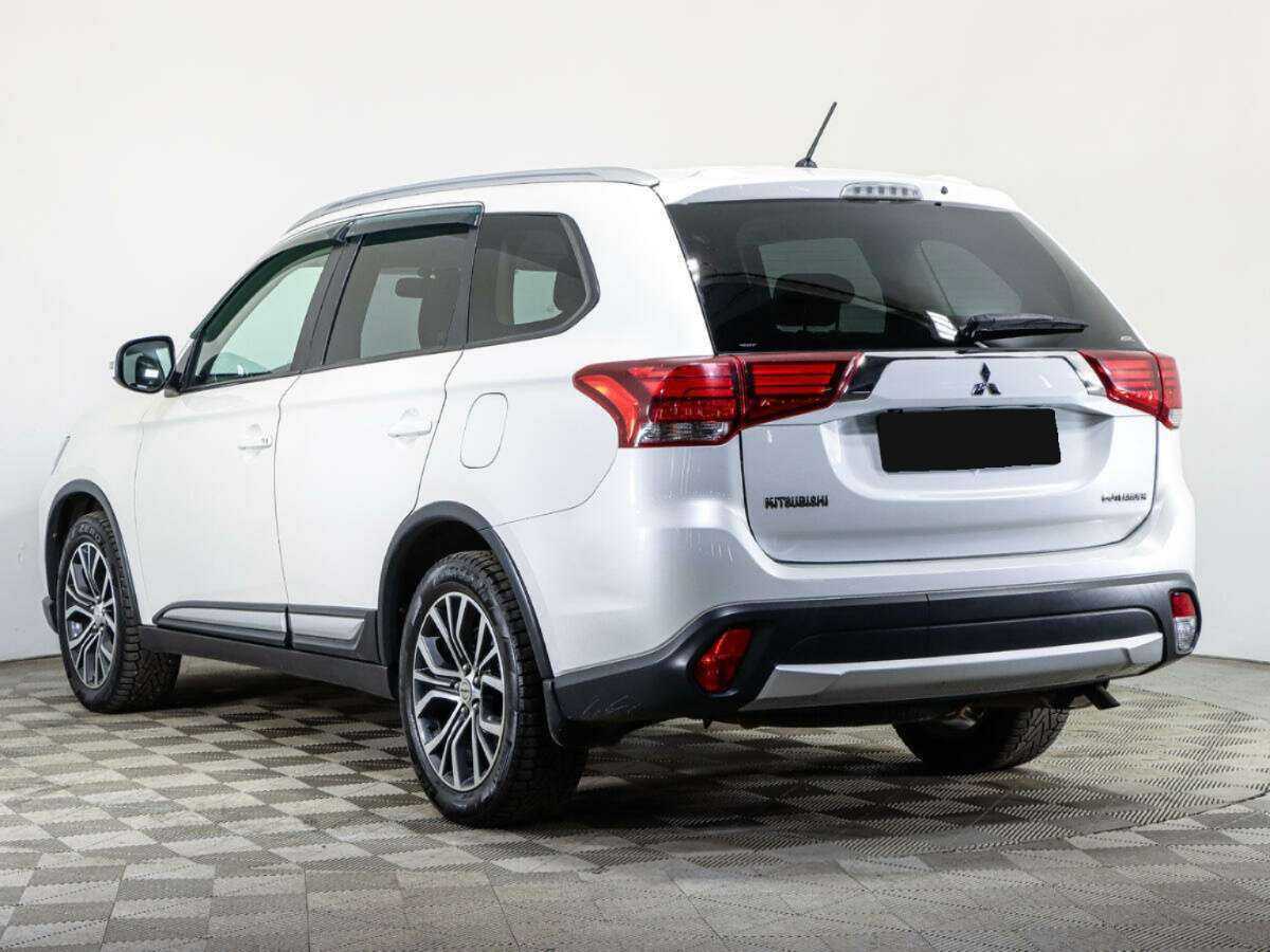 Mitsubishi Outlander, 2015 - 160 719 км. | Фото №7