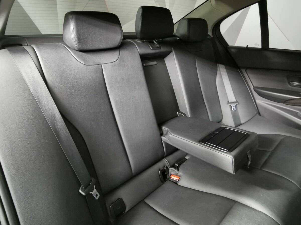 BMW 3 серии 320i, 2013 Фото №13