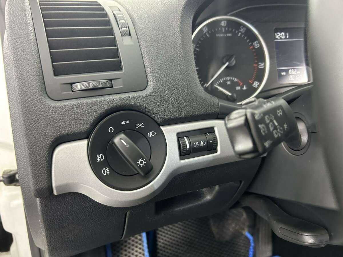 Skoda Octavia, 2012 Фото №9