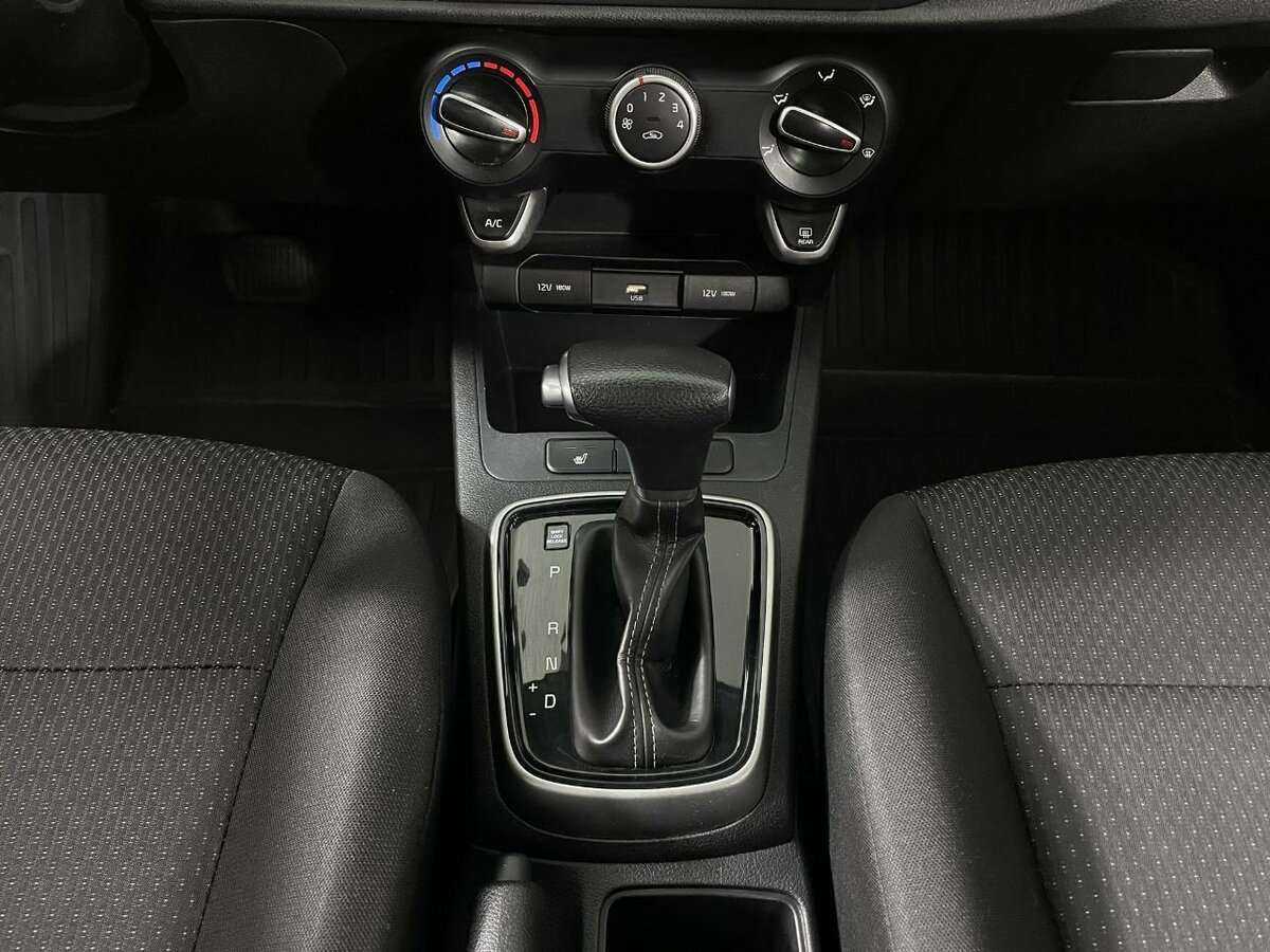 Kia Rio, 2021 Фото №13
