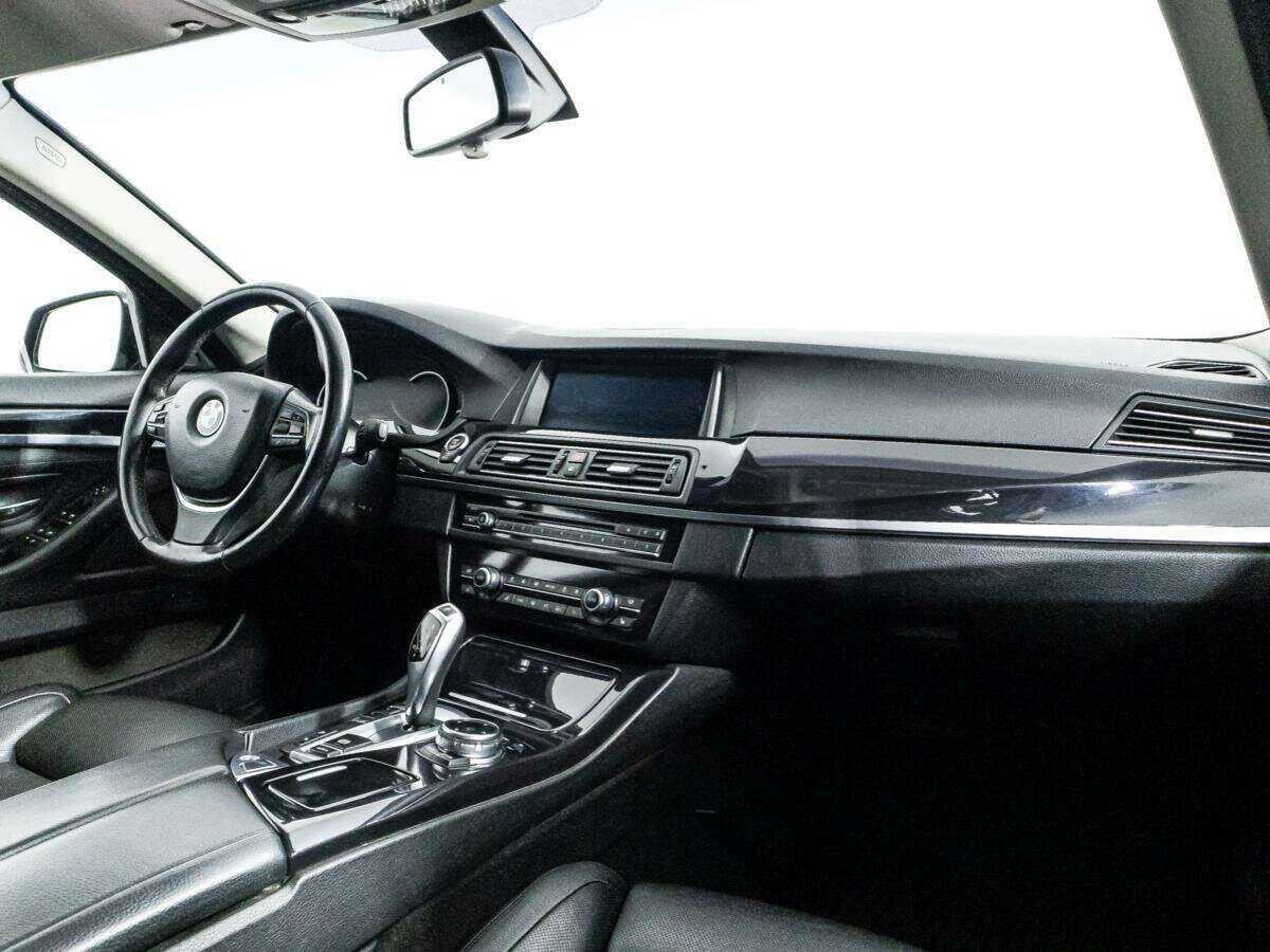 BMW 5 серии 530d xDrive, 2014 Фото №9