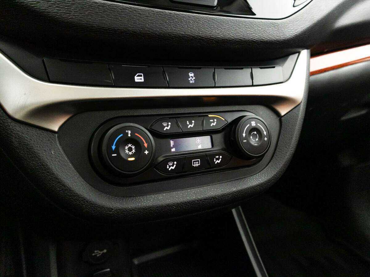 Lada (ВАЗ) Vesta Cross, 2021 Фото №15