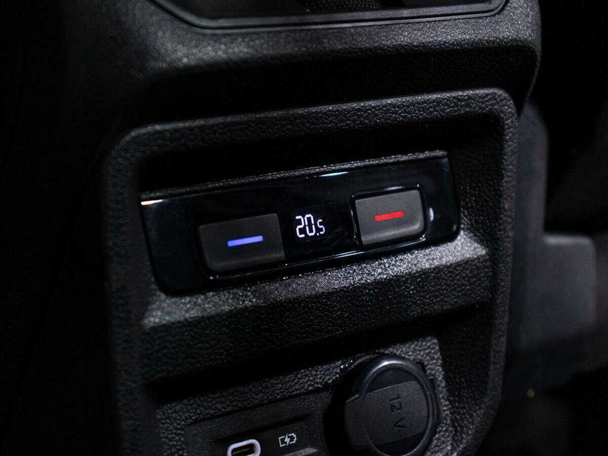 Volkswagen Tiguan, 2021 Фото №18