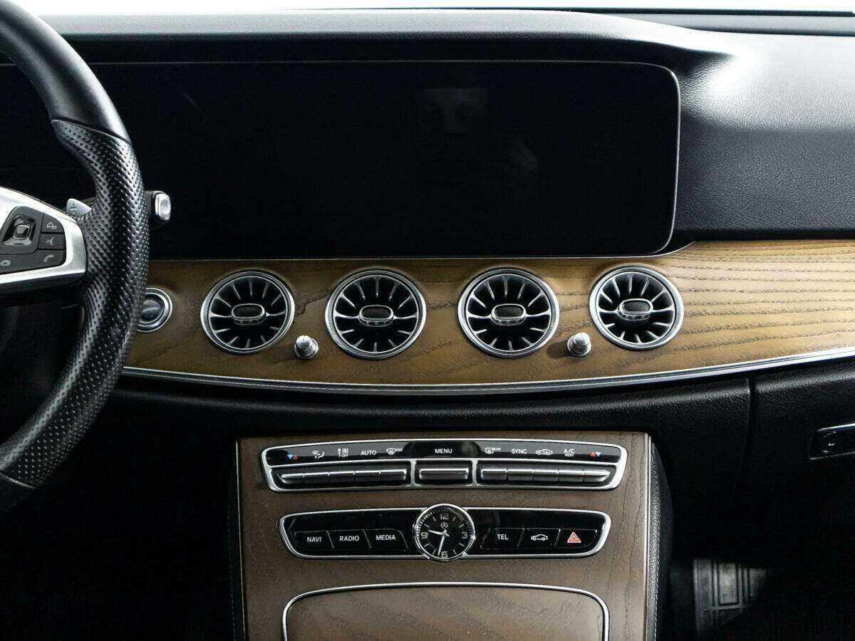 Mercedes-Benz E-Класс 200, 2017 Фото №14