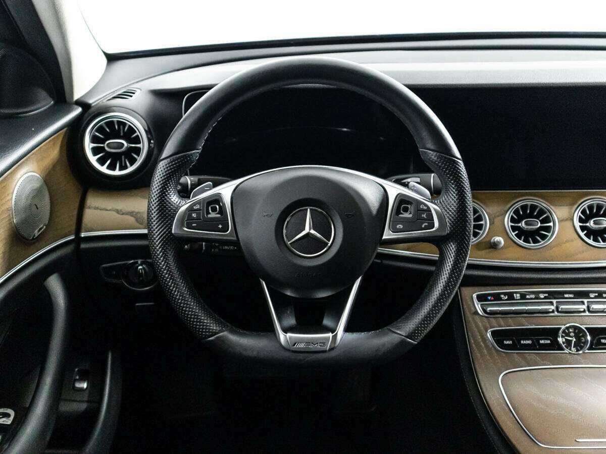 Mercedes-Benz E-Класс 200, 2017 Фото №20