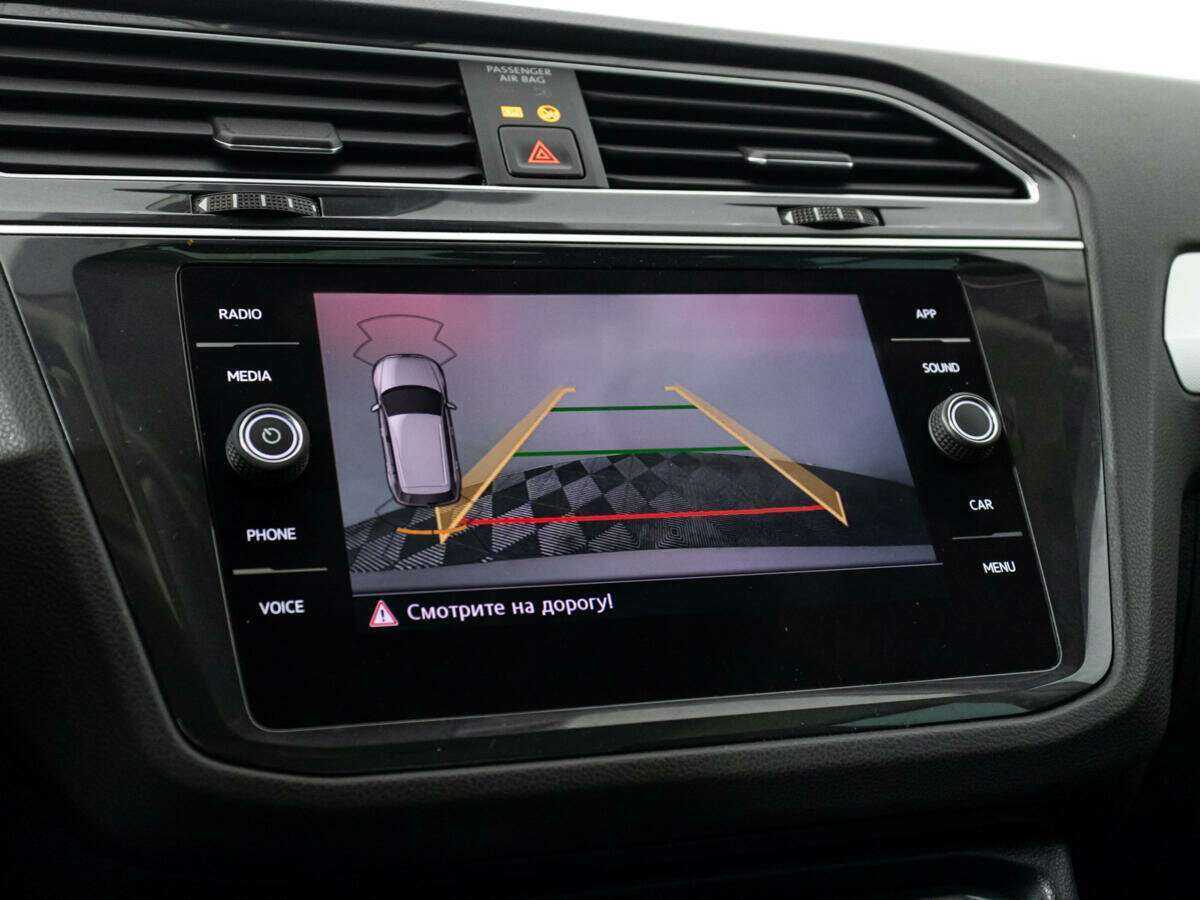 Volkswagen Tiguan, 2019 Фото №16
