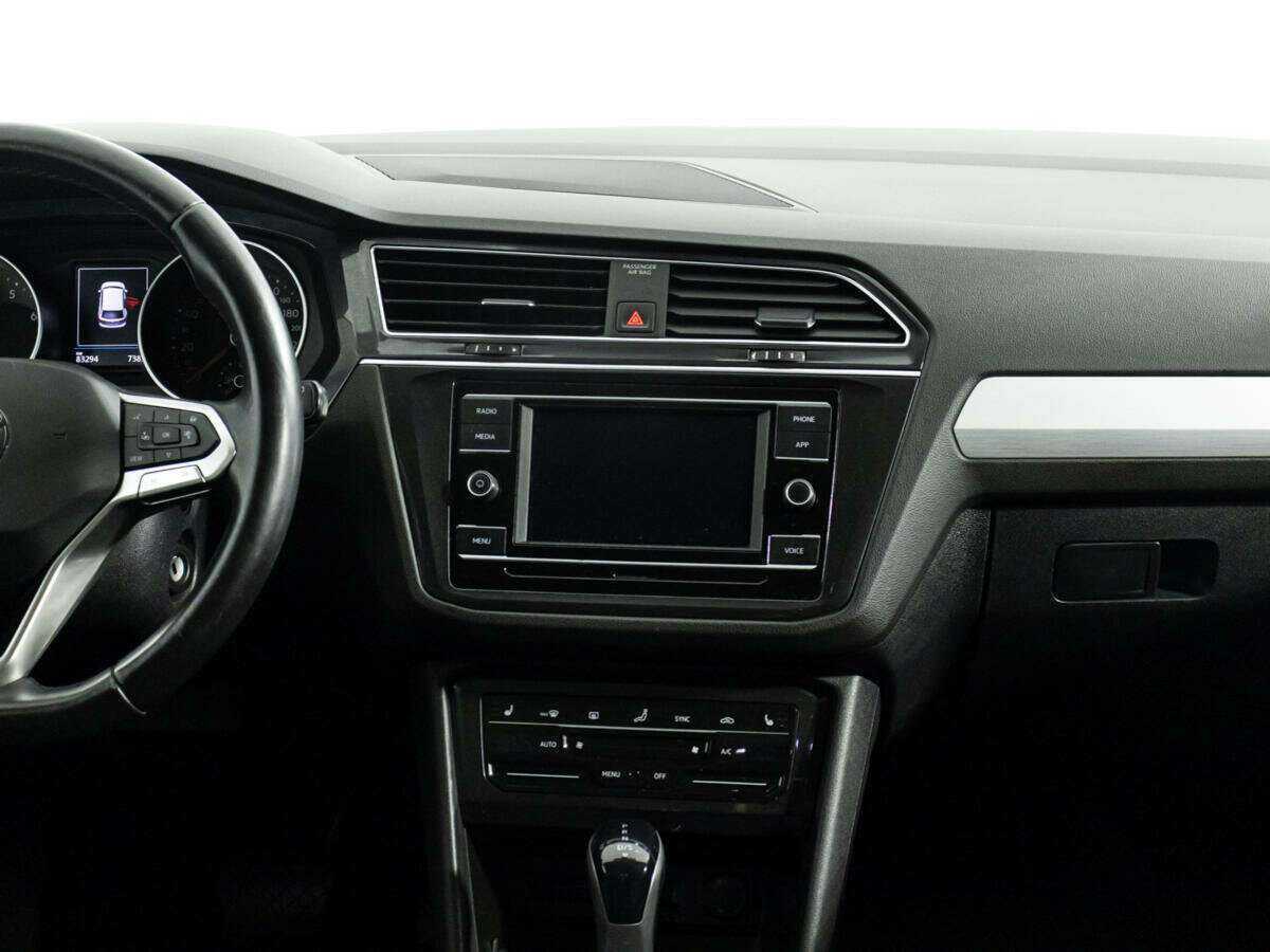 Volkswagen Tiguan, 2021 Фото №14
