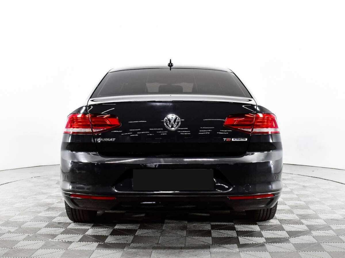 Volkswagen Passat, 2017 - 130 450 км. | Фото №6