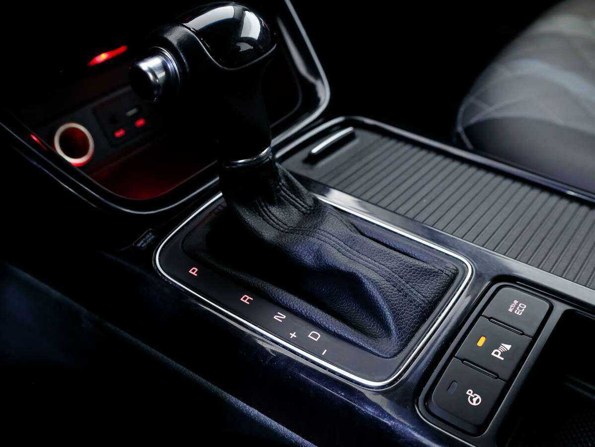 Kia Sorento, 2018 Фото №19