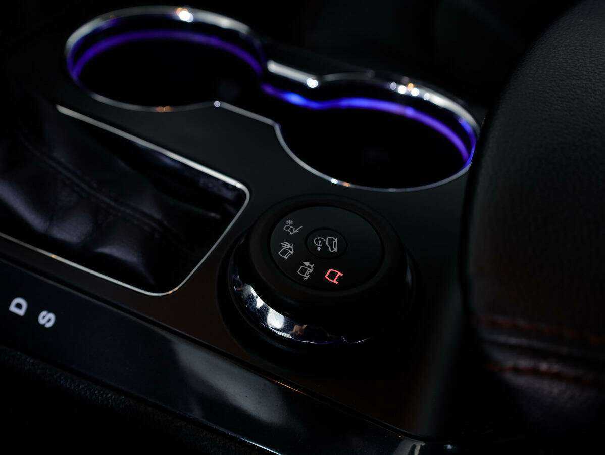 Ford Explorer, 2015 Фото №19