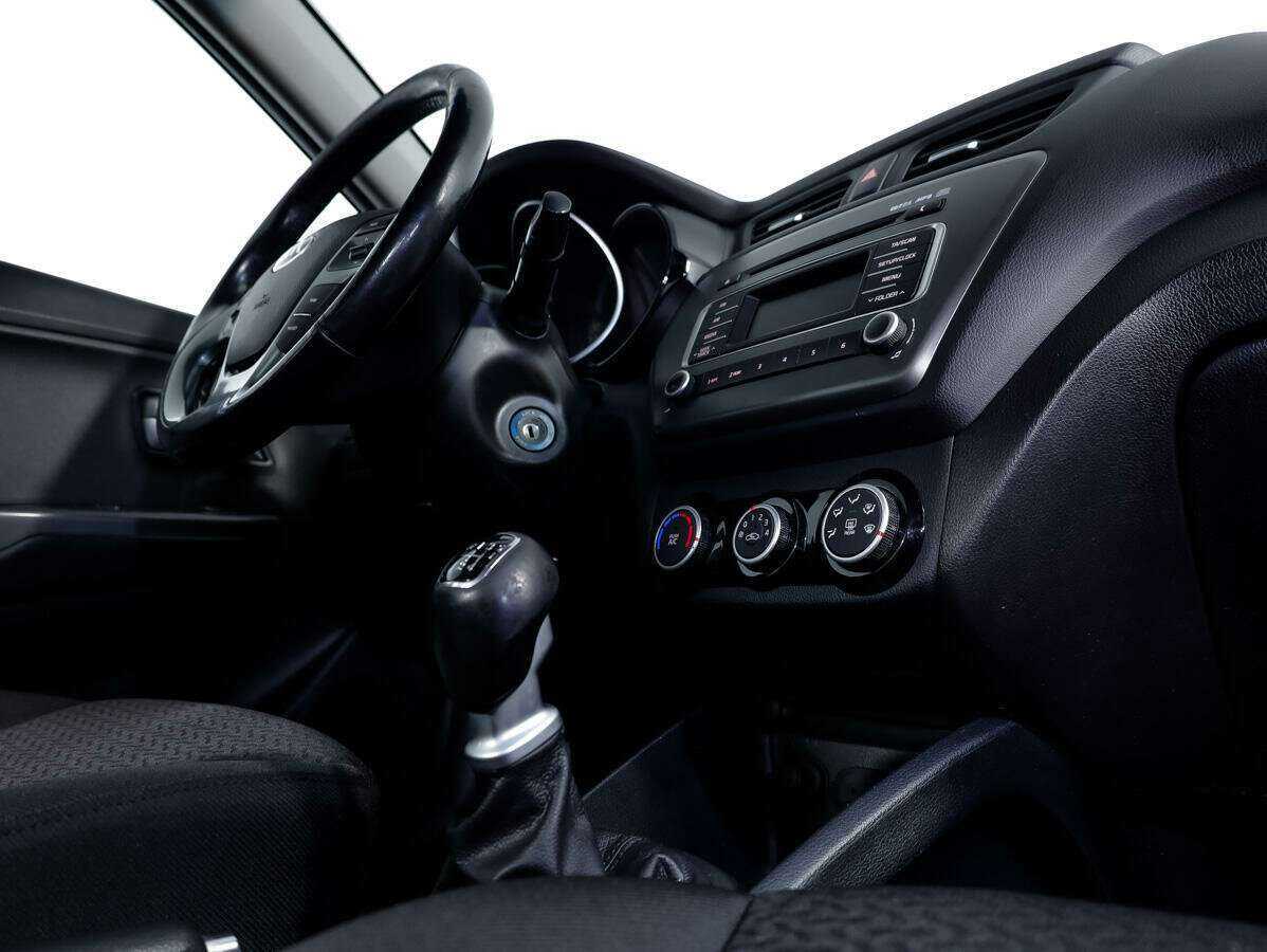 Kia Rio, 2017 Фото №21