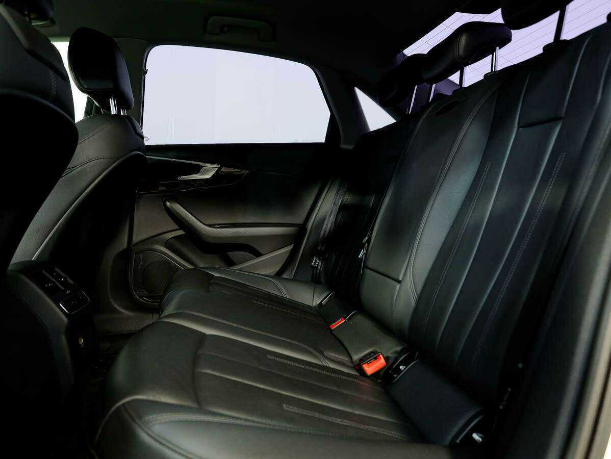 Audi A4, 2015 Фото №14