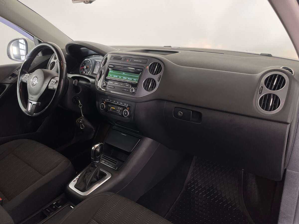 Volkswagen Tiguan, 2013 - 225 539 км. | Фото №8