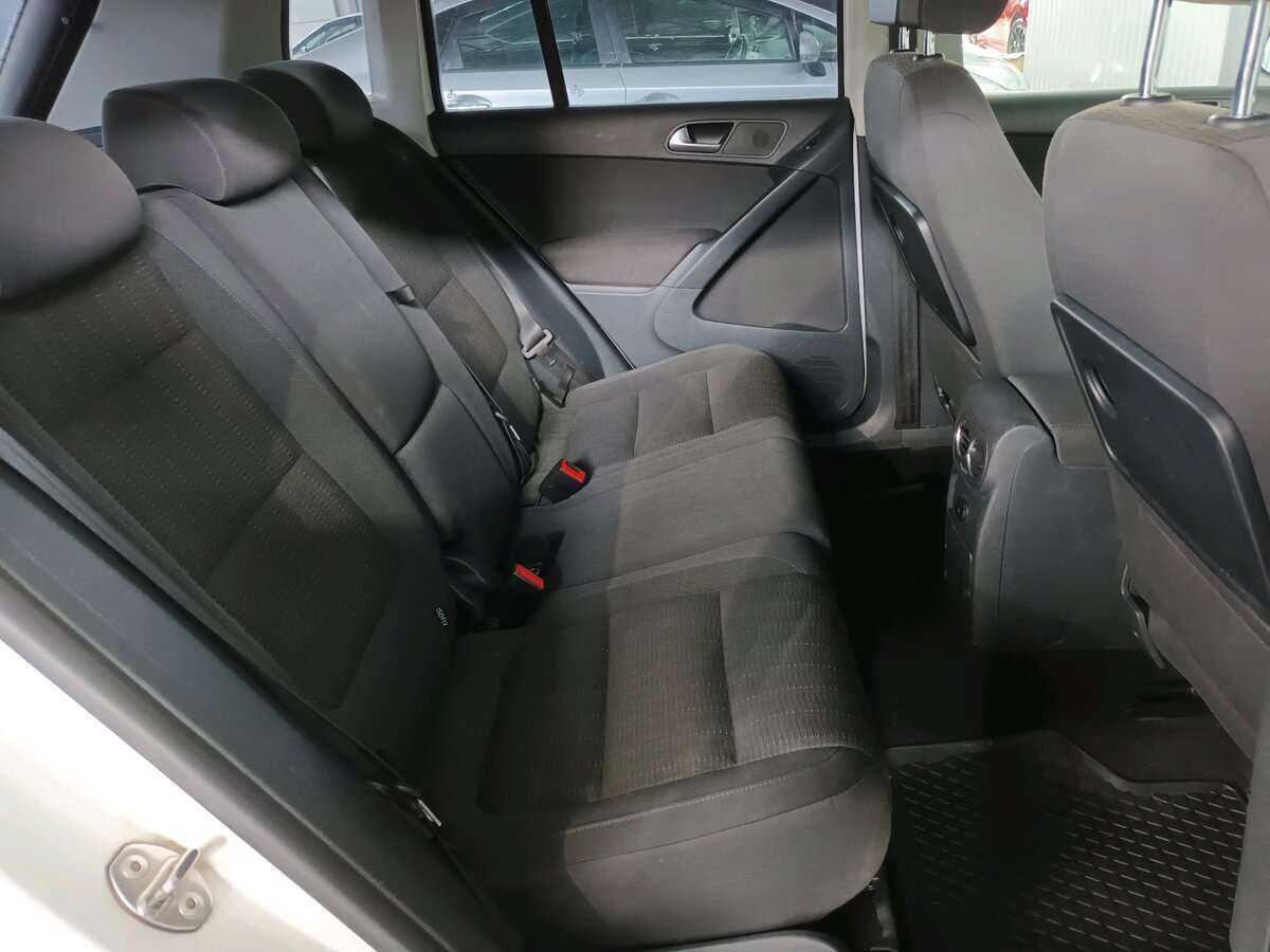 Volkswagen Tiguan, 2013 Фото №16