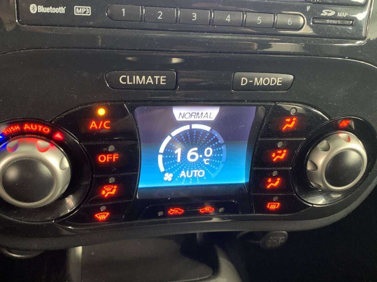 Nissan Juke, 2012 Фото №17