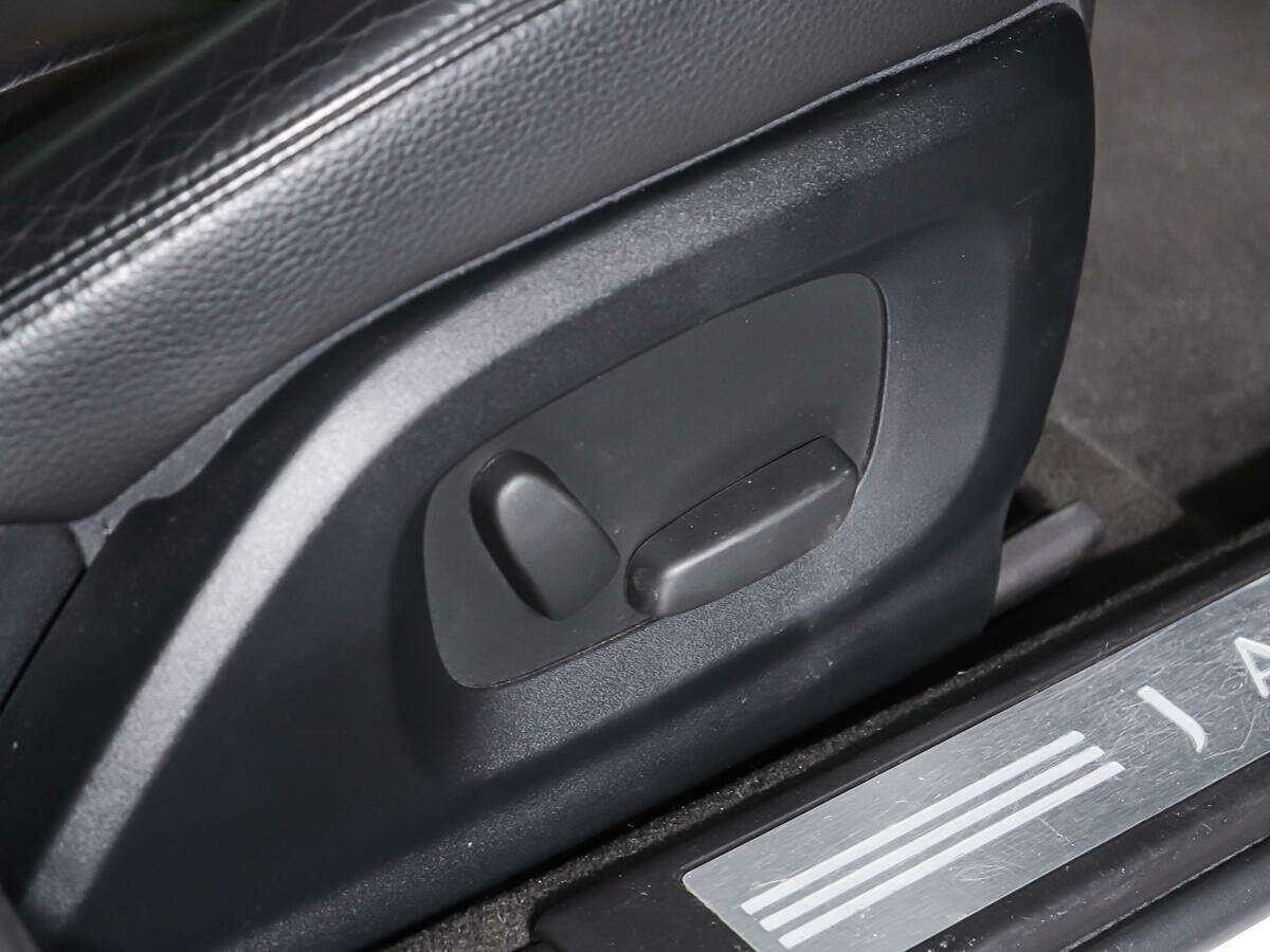 Jaguar XF, 2013 Фото №16