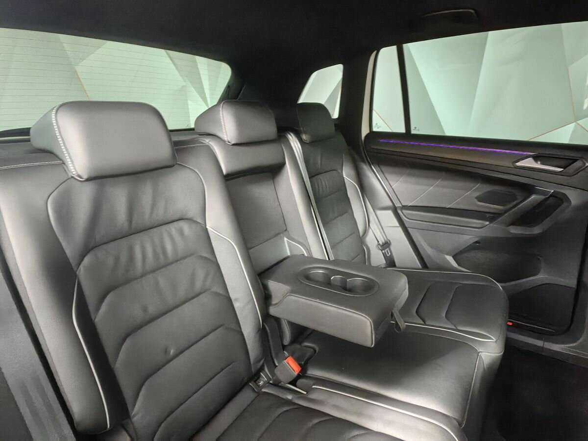 Volkswagen Tiguan, 2021 Фото №13