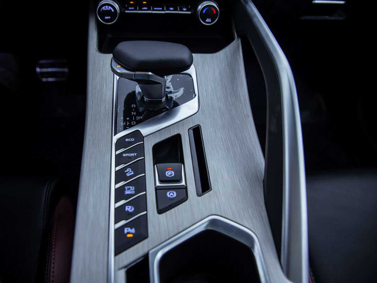 Geely Coolray, 2023 Фото №17