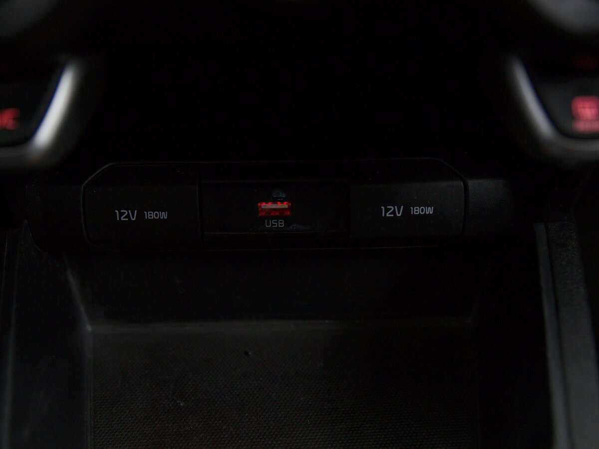 Kia Rio, 2020 Фото №10