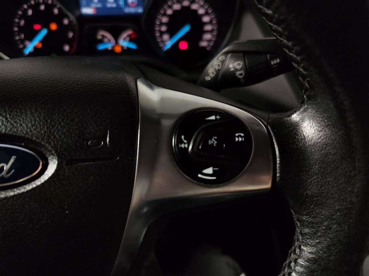 Ford Kuga, 2015 Фото №11