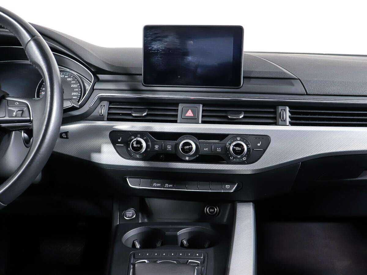 Audi A4, 2015 Фото №12