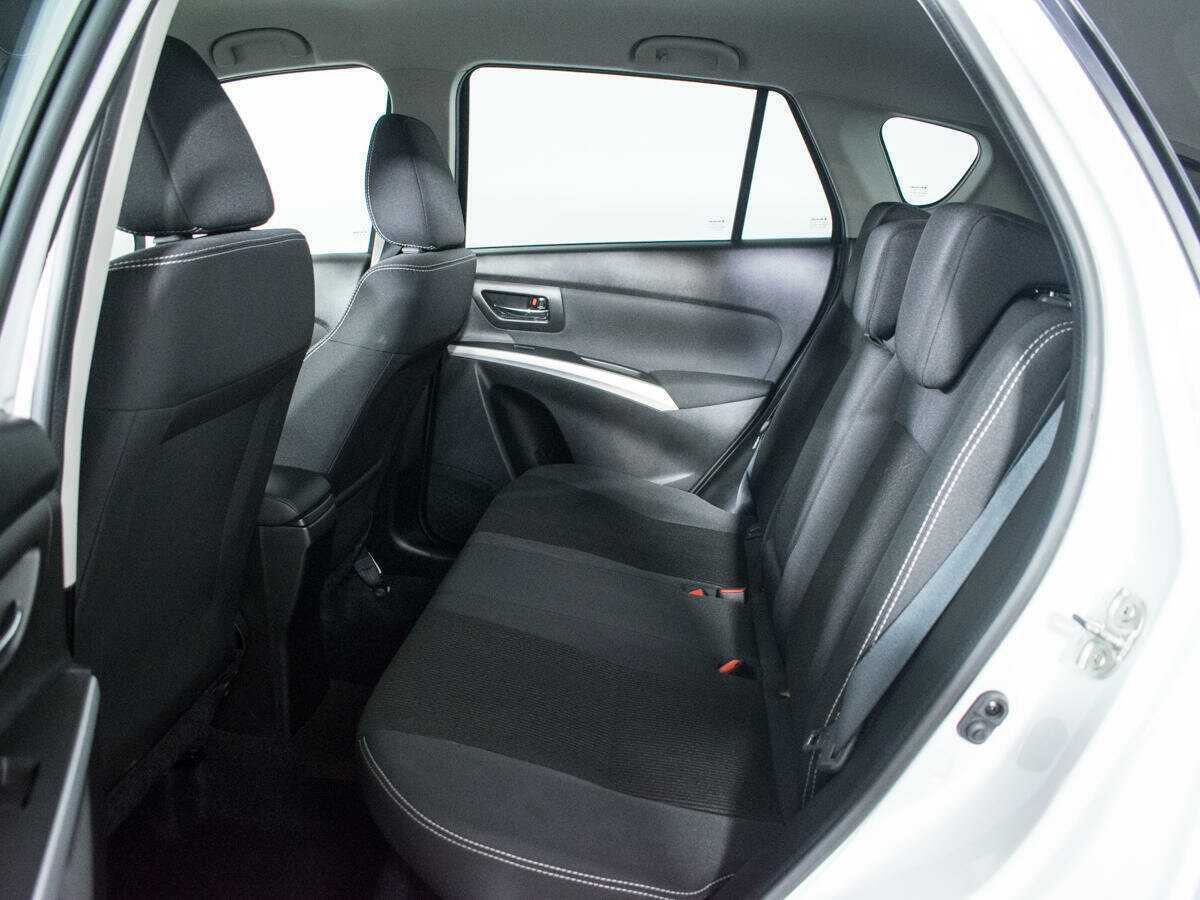 Suzuki SX4, 2018 Фото №10