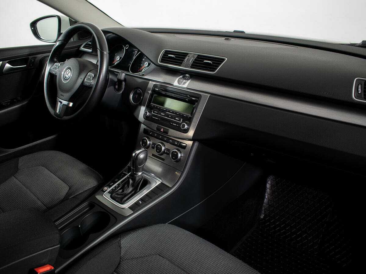 Volkswagen Passat, 2014 - 133 330 км. | Фото №8