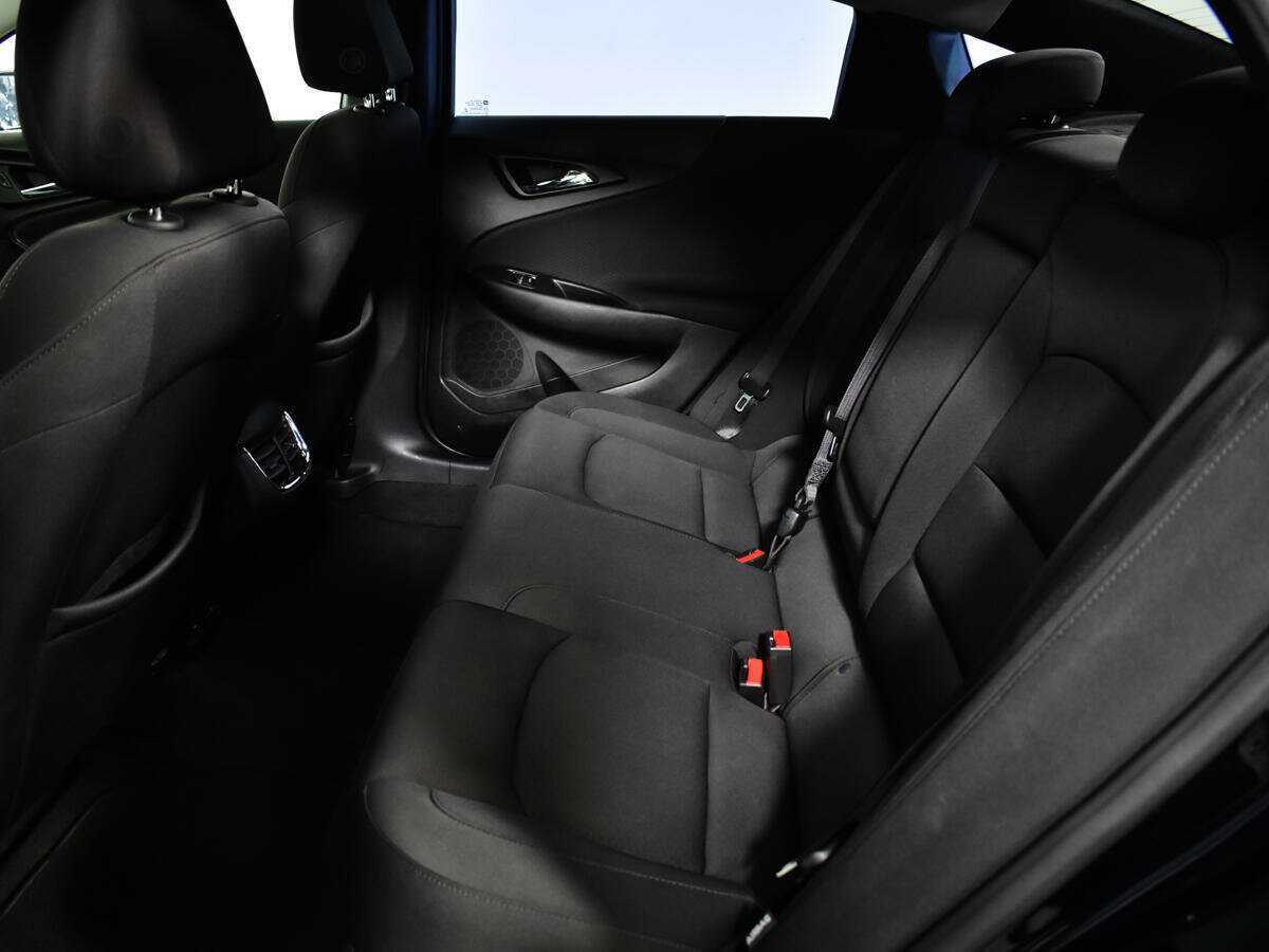 Chevrolet Malibu, 2017 Фото №8