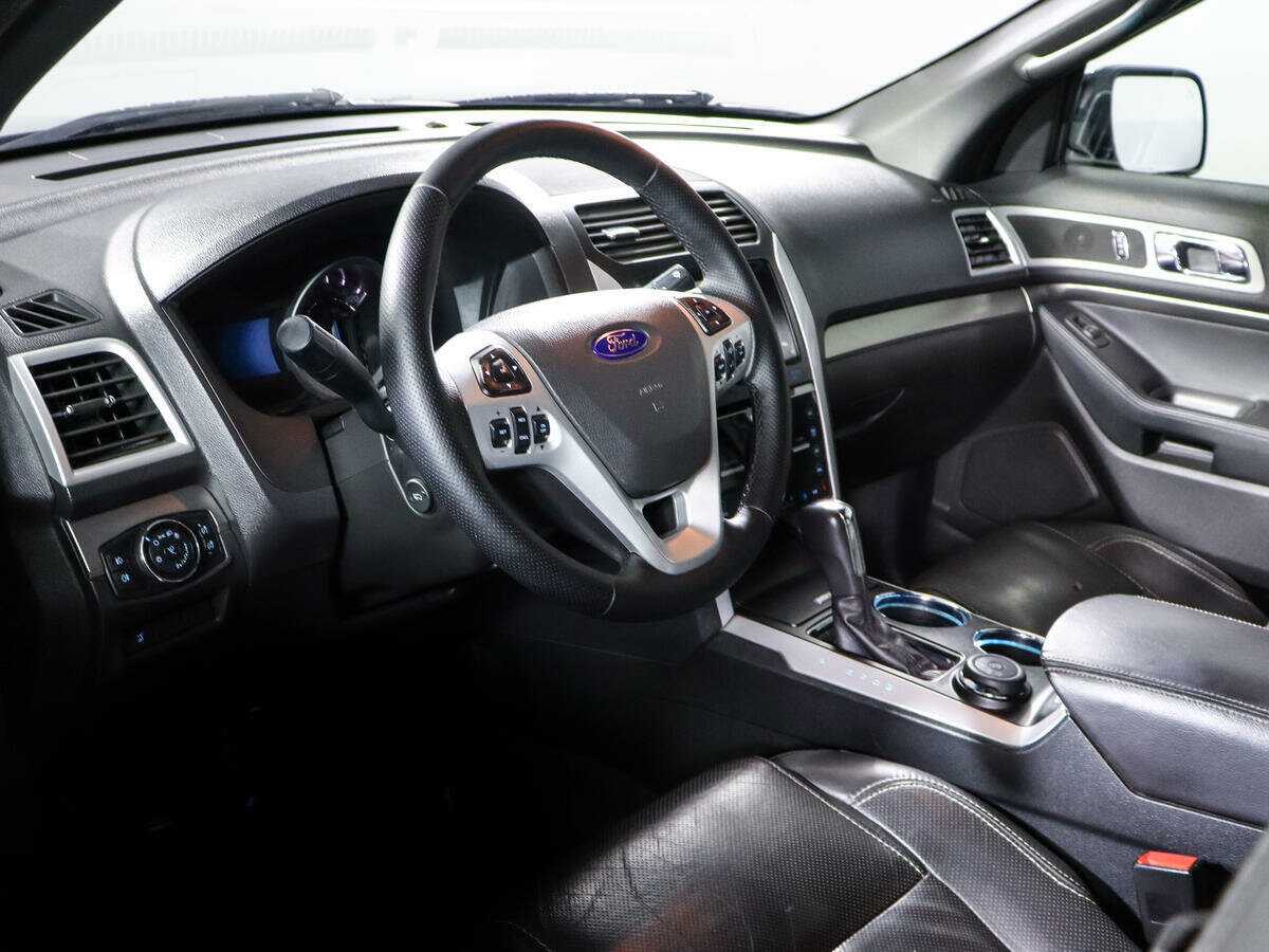 Ford Explorer Sport, 2014 Фото №13