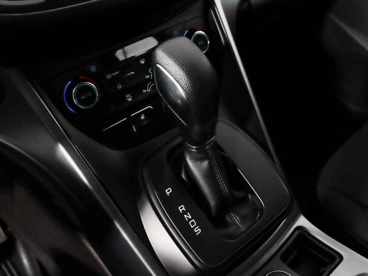 Ford Kuga, 2018 Фото №10