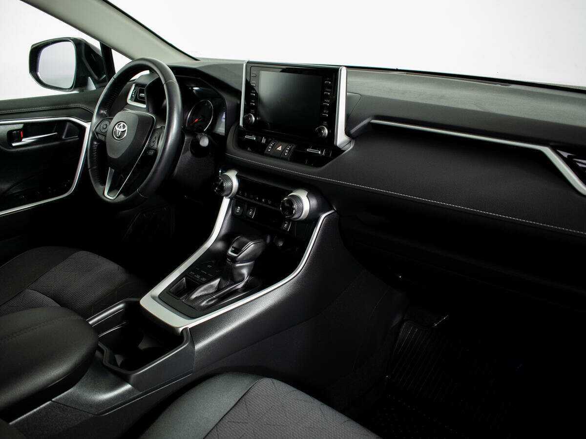 Toyota RAV4, 2020 Фото №9