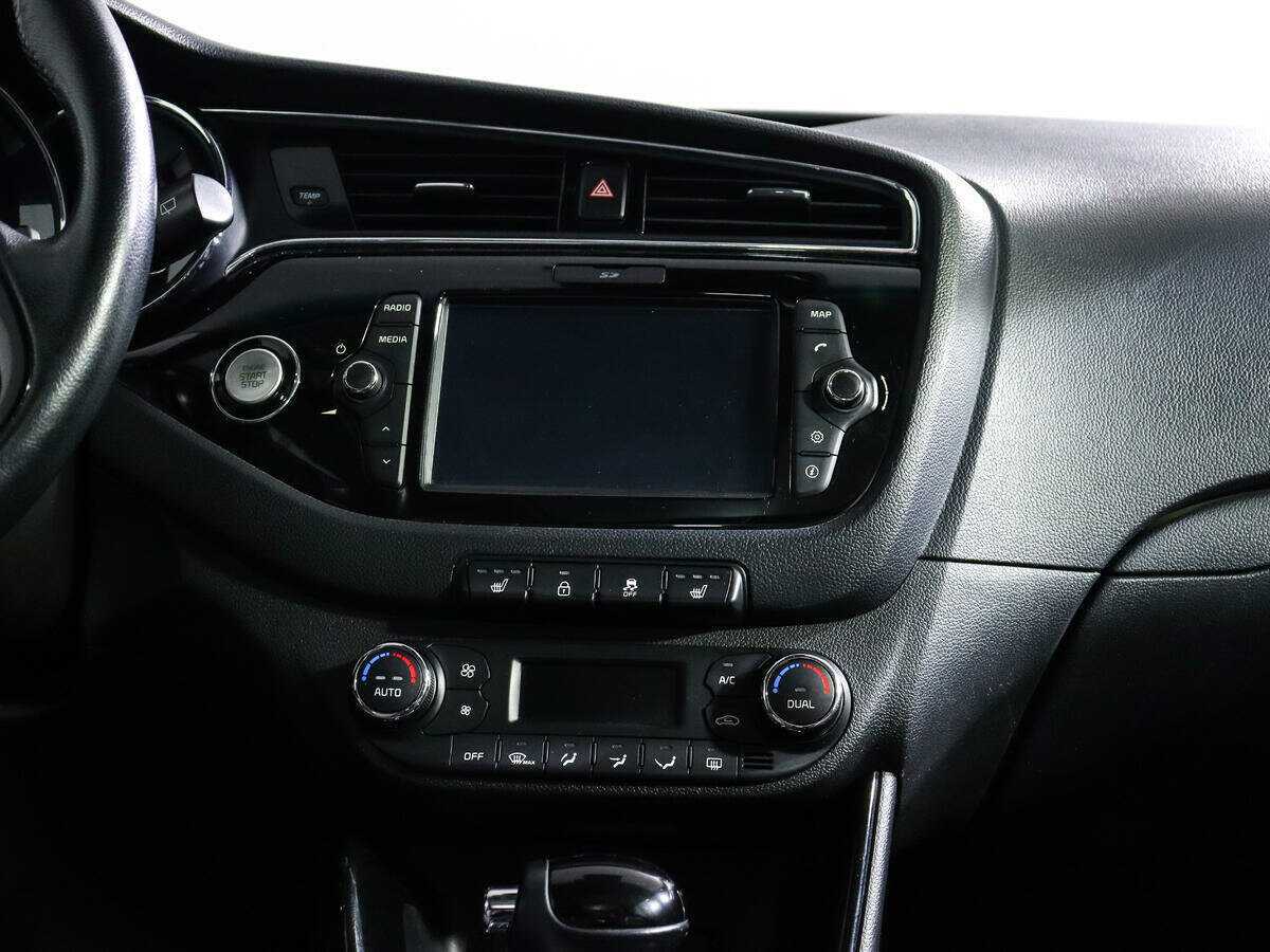 Kia Ceed, 2018 Фото №11