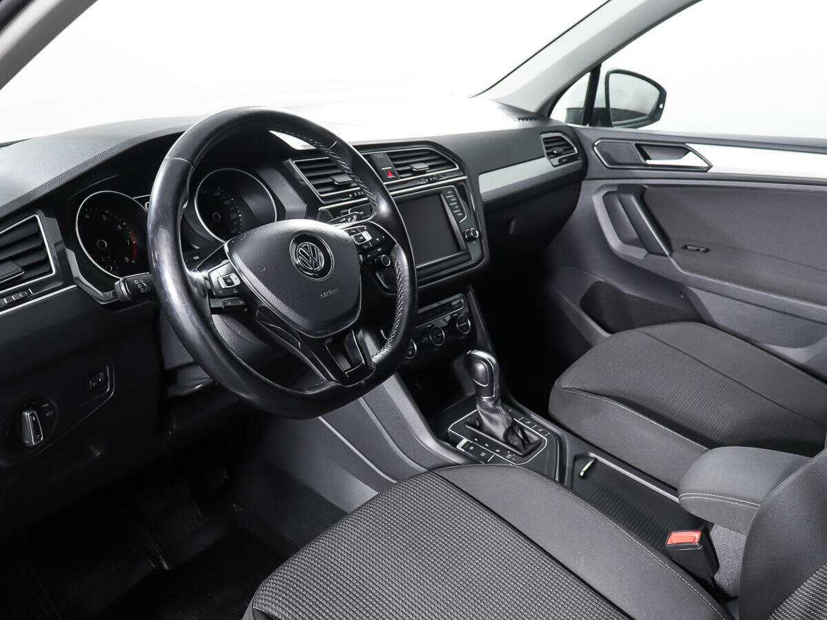 Volkswagen Tiguan, 2017 Фото №13