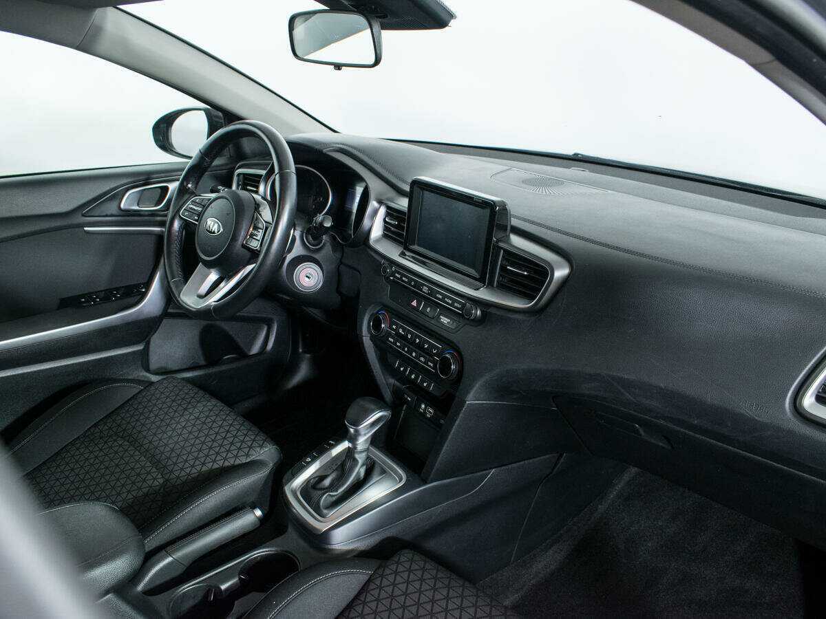 Kia Ceed, 2019 Фото №9