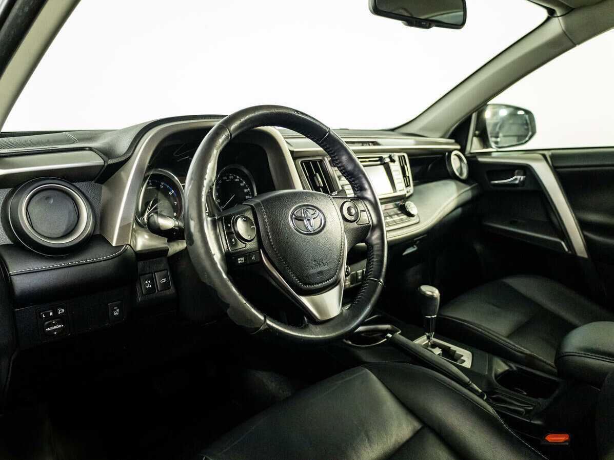 Toyota RAV4, 2015 Фото №11