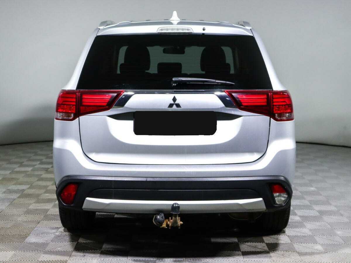 Mitsubishi Outlander, 2017 - 193 623 км. | Фото №5