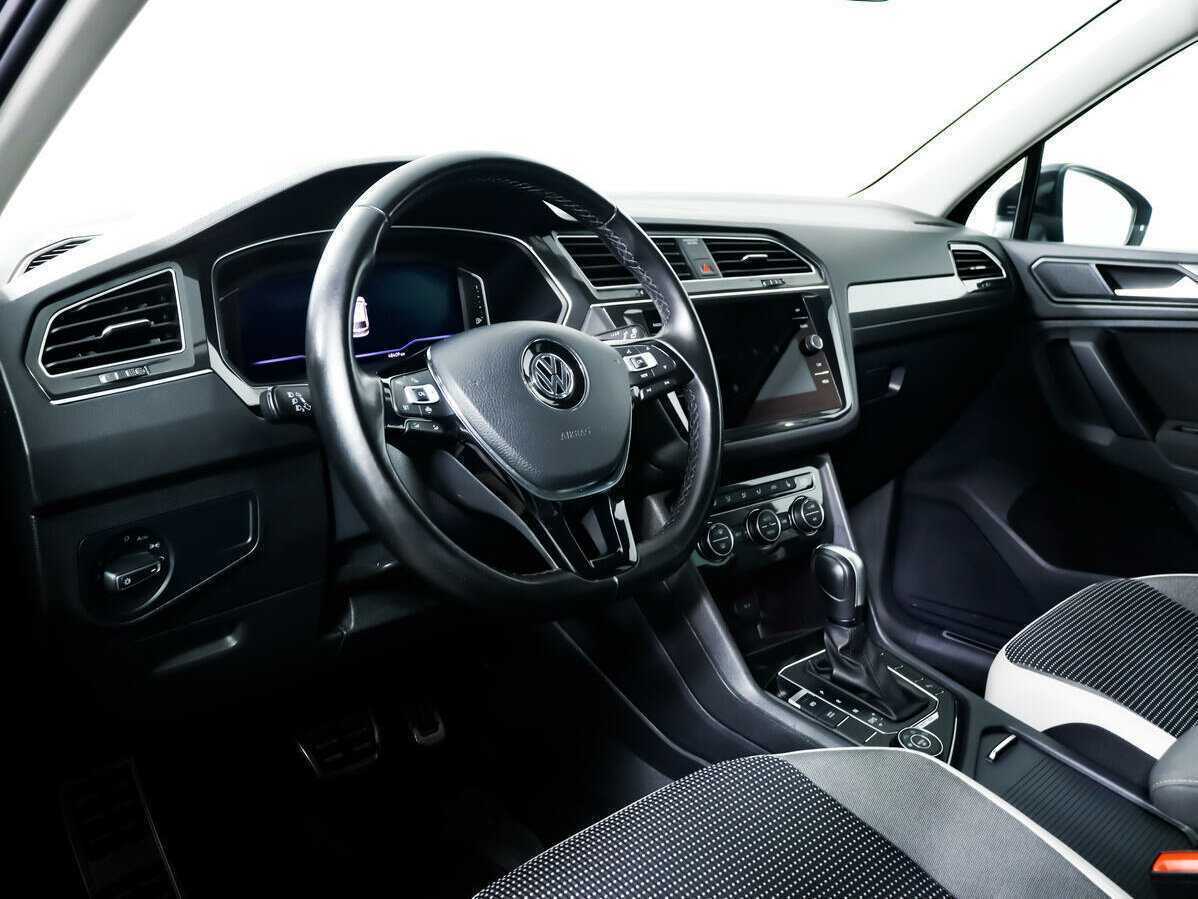 Volkswagen Tiguan, 2020 Фото №11